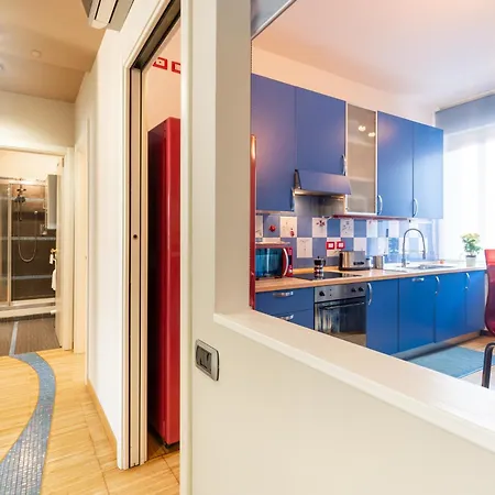 Charme Parmense: Eleganza E Storia Apartament *